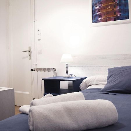 Blue Barcelona Bed & Breakfast Exterior photo