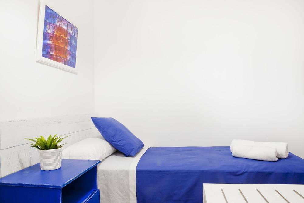 Blue Barcelona Bed & Breakfast Exterior photo