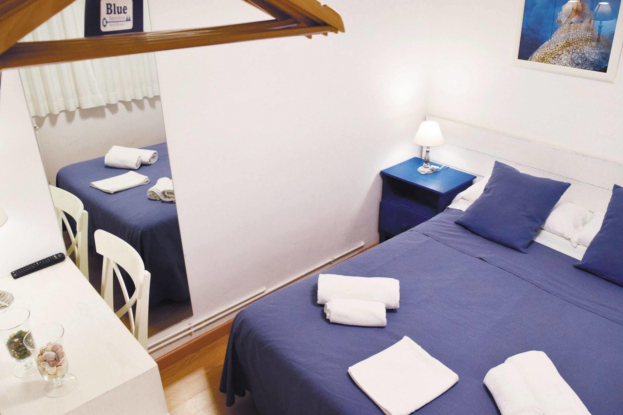 Blue Barcelona Bed & Breakfast Exterior photo